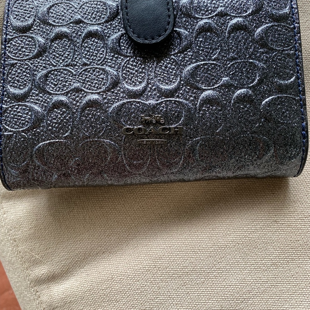 Coach Logo Wallet New - Picture 3 of 8